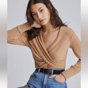 MAEVE twist front knot top